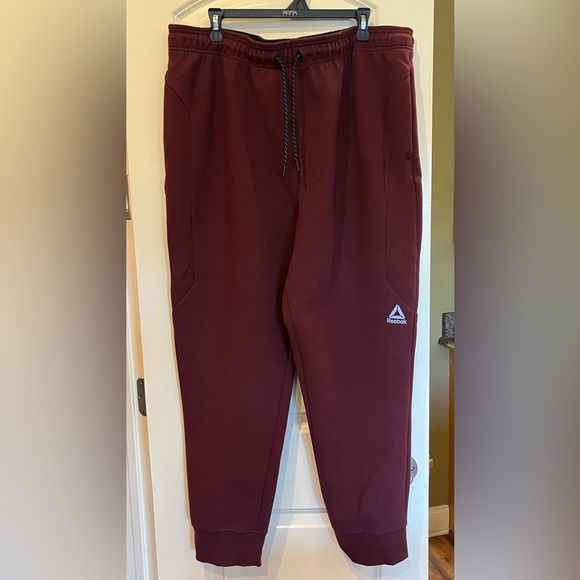 Mens REEBOK jogging pants/sweatpants. Size 2 XL NWOT - Picture 2 of 13